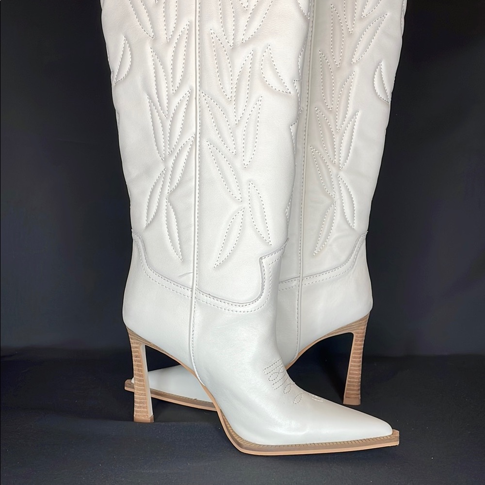 Steve Madden White Tan Heeled Boots Western Style